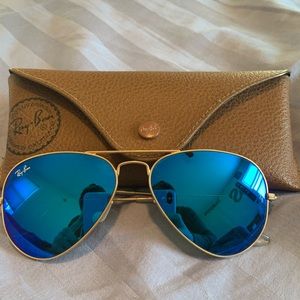 Blue Aviator Rayban Sunglasses